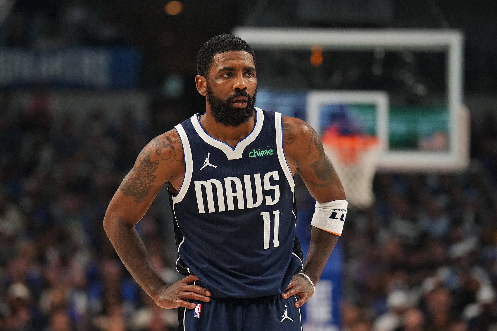 对其个人行 对其个人行