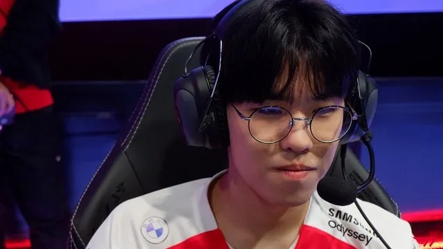 决定比赛状 决定比赛状