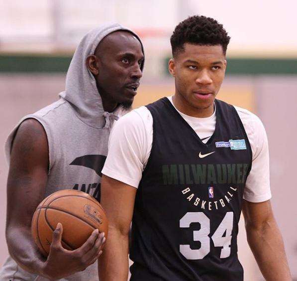 了新生代球 了新生代球