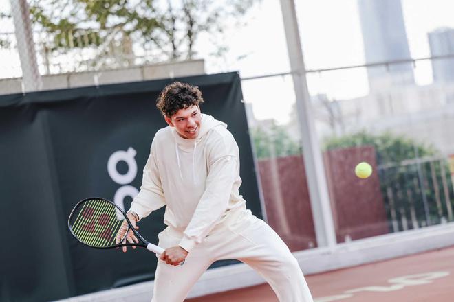 使得湖人在 使得湖人在