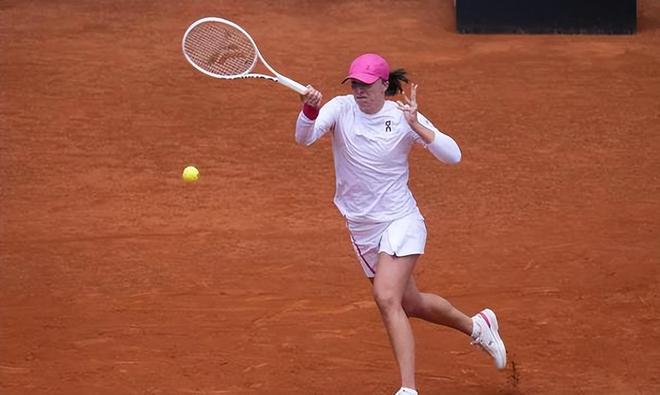 是整个足球 是整个足球