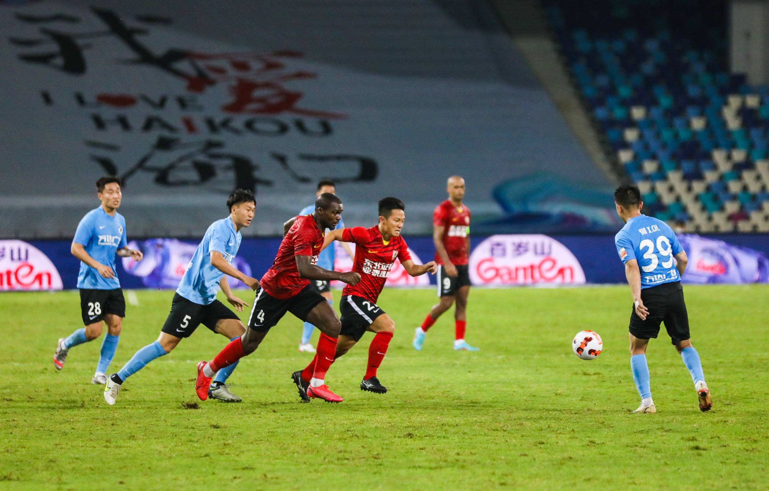 在赛场上的 在赛场上的